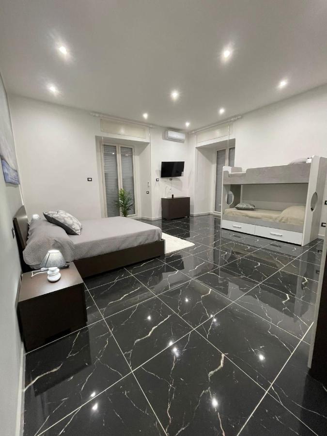 Hotel LudBen House à Naples Extérieur photo