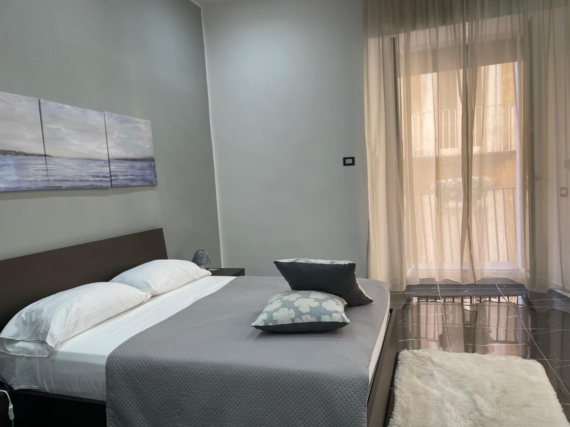 Hotel LudBen House à Naples Extérieur photo